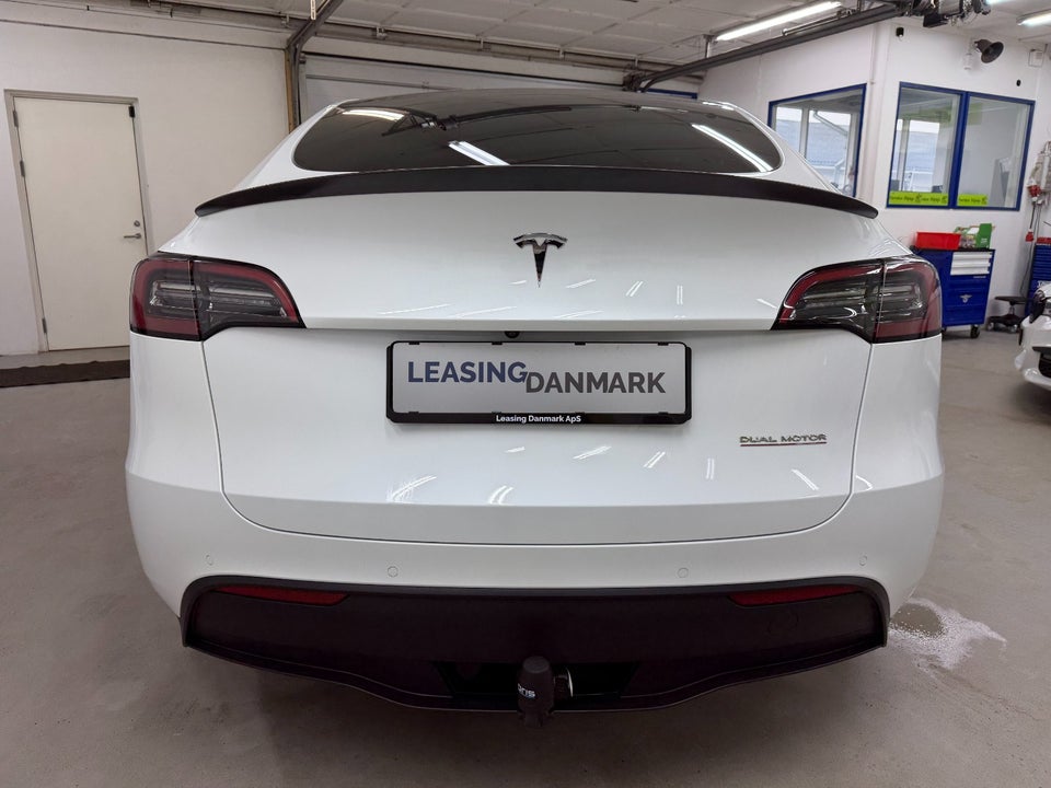 Tesla Model Y Performance AWD 5d