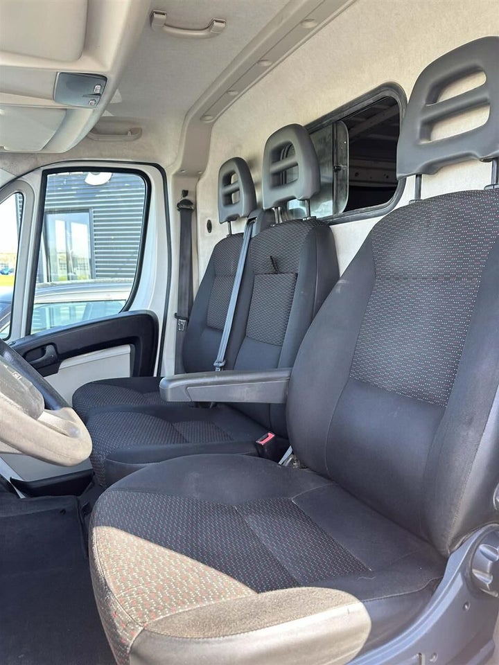 Peugeot Boxer 330 2,2 HDi 130 Kassevogn L2H1