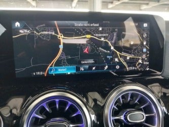 Mercedes EQA300 Progressive 4Matic 5d