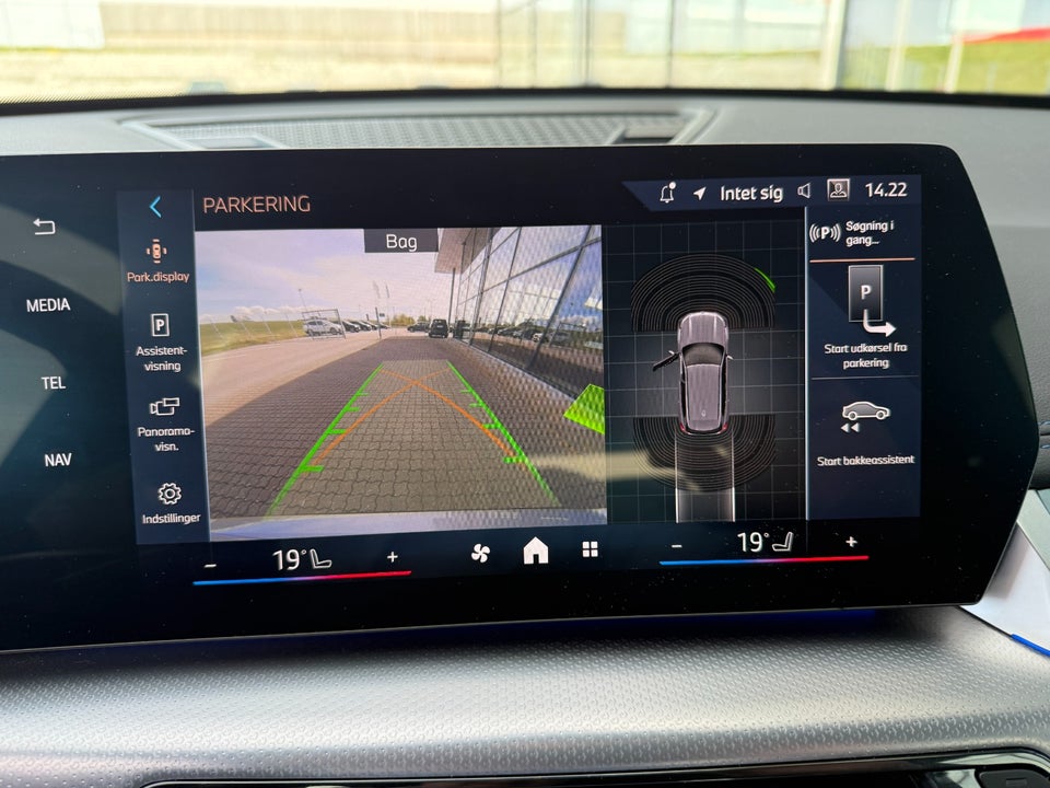 BMW iX1 eDrive20 M-Sport 5d