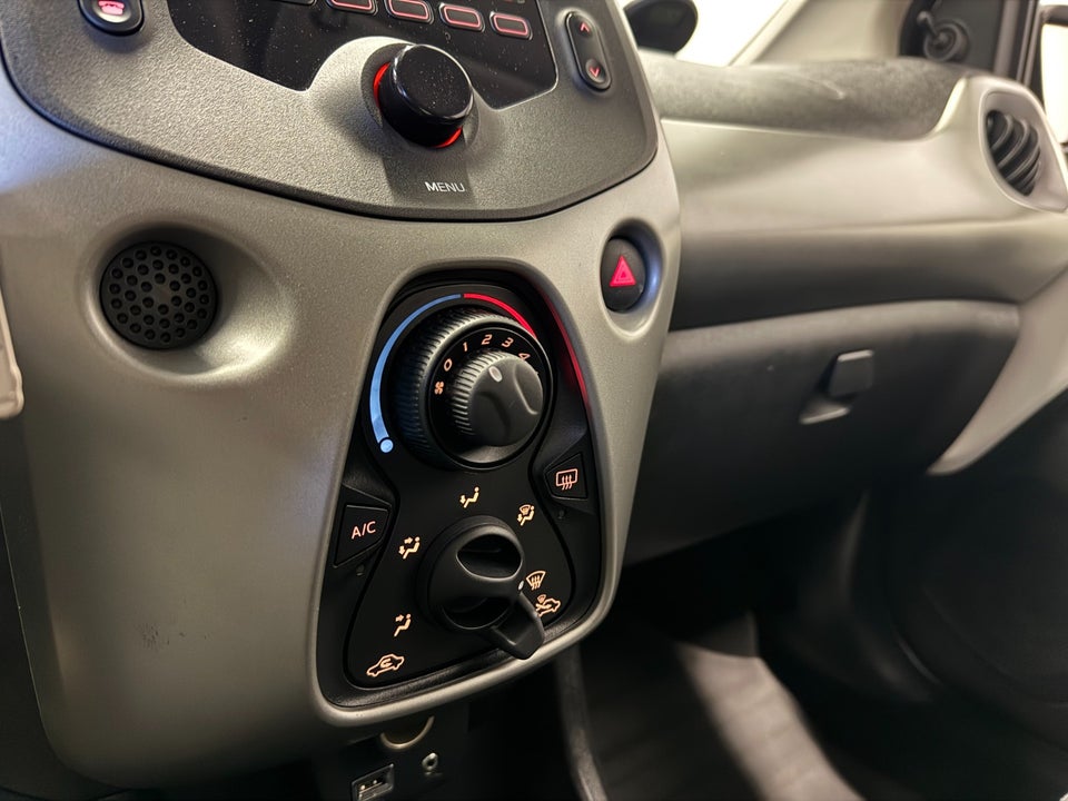 Peugeot 108 1,0 e-VTi 69 Active ESG 5d