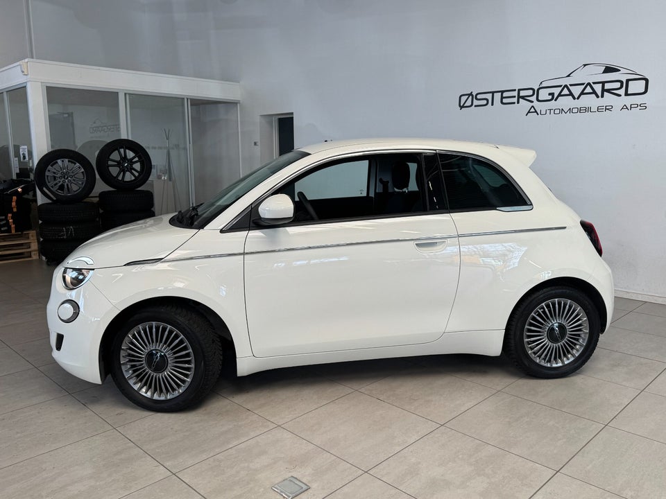 Fiat 500e 42 Icon 3d