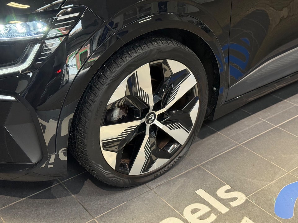 Renault Megane E-Tech 60 Techno 5d