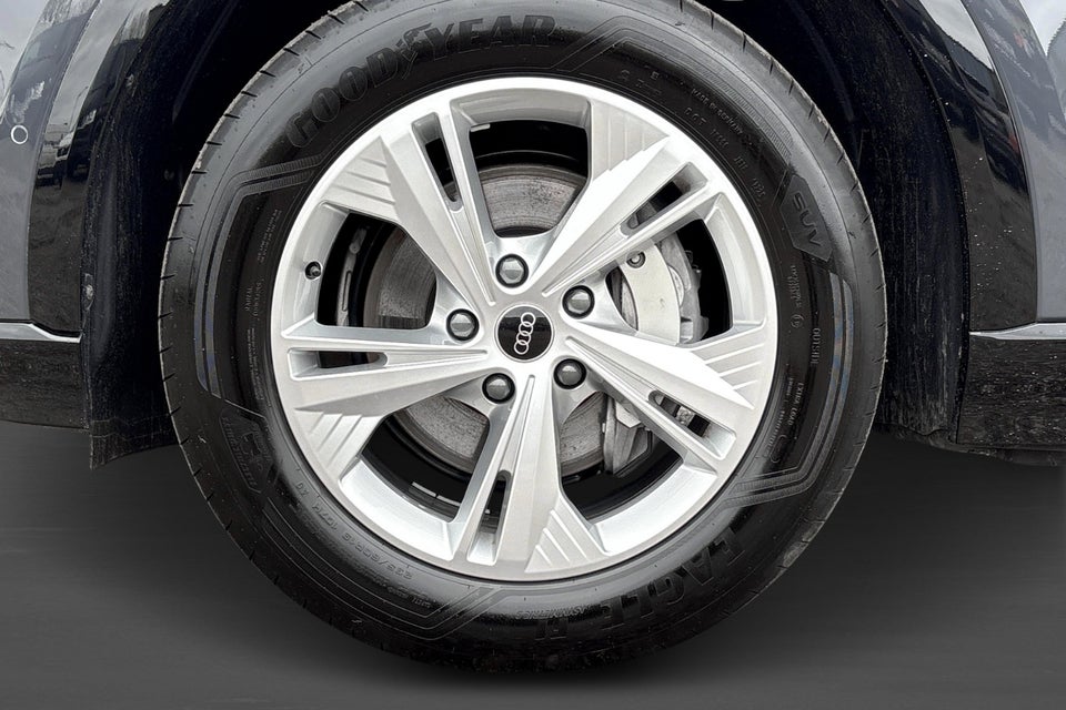 Audi Q6 e-tron Progress 5d