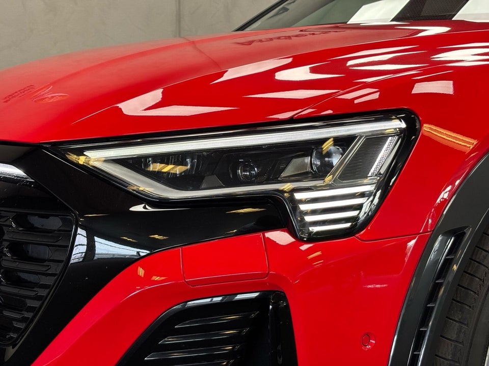 Audi SQ8 e-tron Sportback quattro 5d