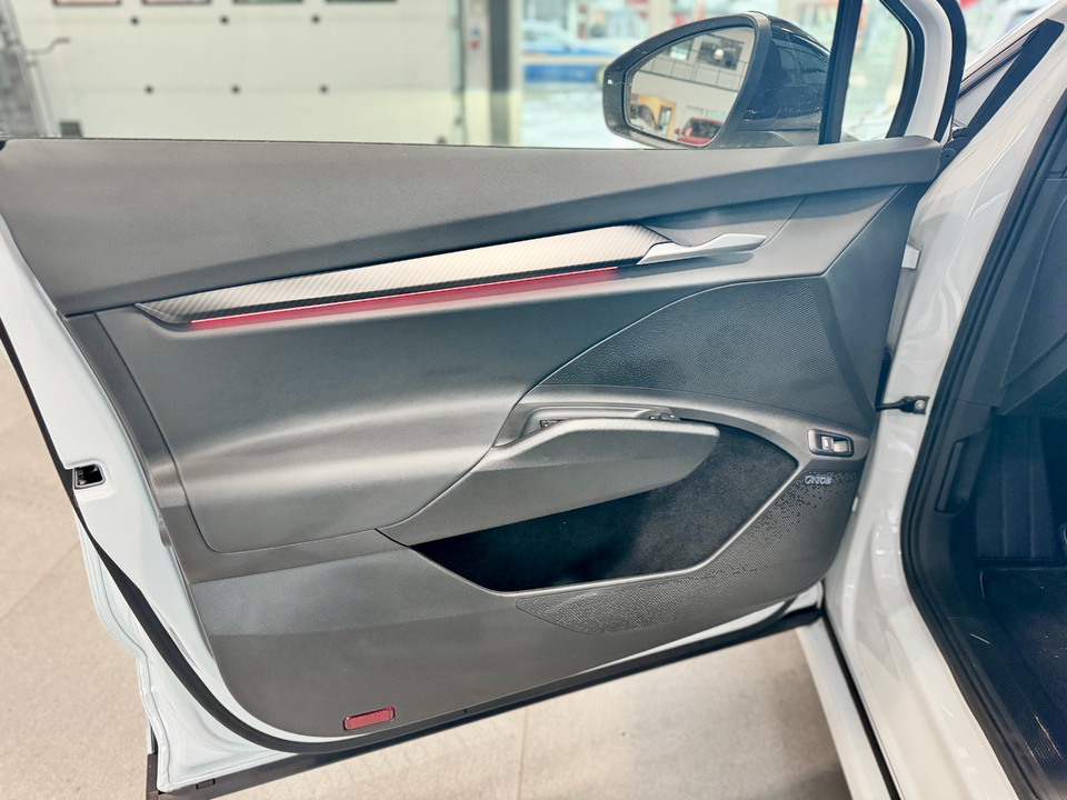 Skoda Enyaq 85 iV Sportline Advanced 5d