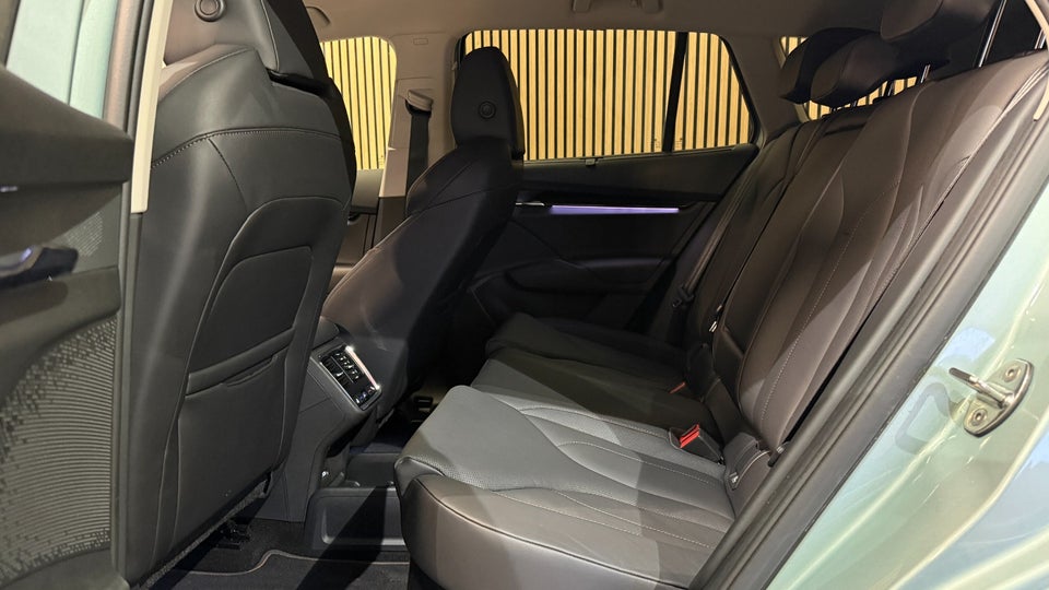 Skoda Enyaq 85 iV Suite 5d