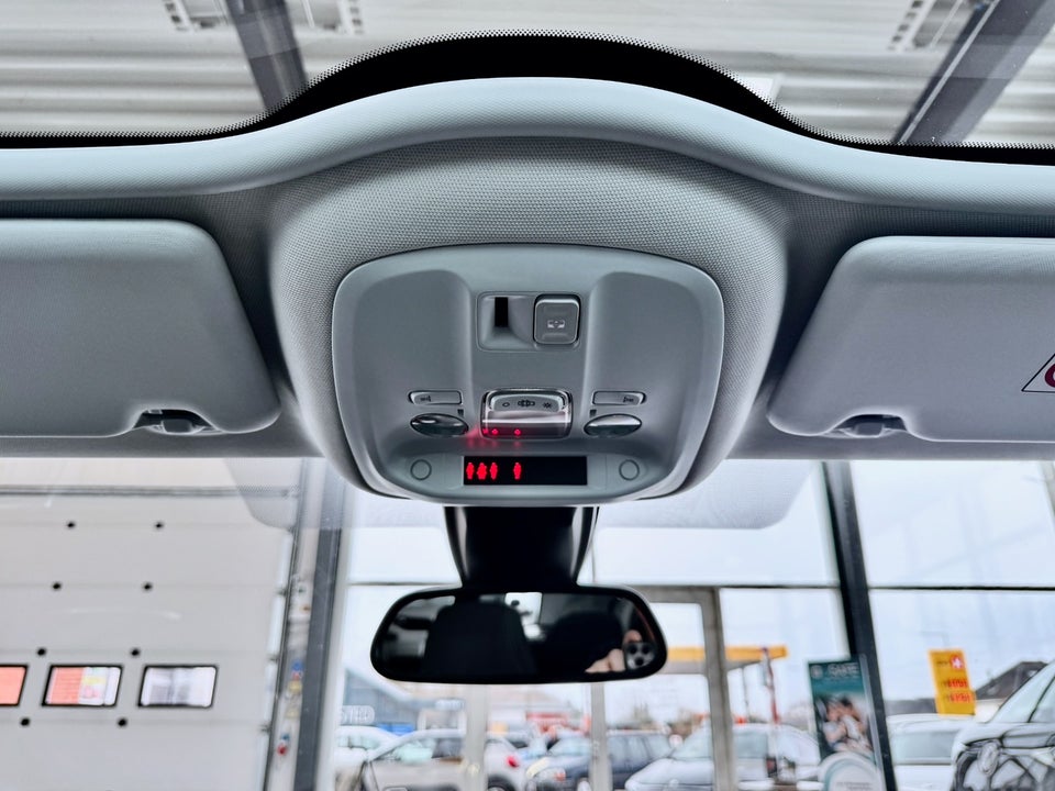 Peugeot 308 1,6 BlueHDi 120 Selection Sky SW 5d