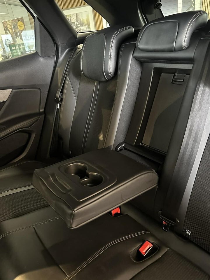 Peugeot 3008 1,6 Hybrid Active Pack EAT8 5d