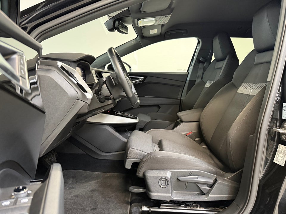 Audi Q4 e-tron 40 Advanced 5d