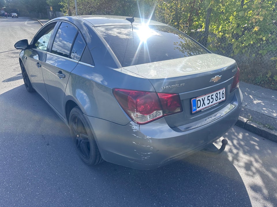 Chevrolet Cruze 2,0 VCDi 150 LT 4d