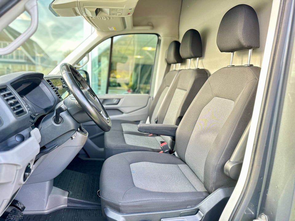 VW Crafter 35 2,0 TDi 177 Kassevogn L3H3 aut.