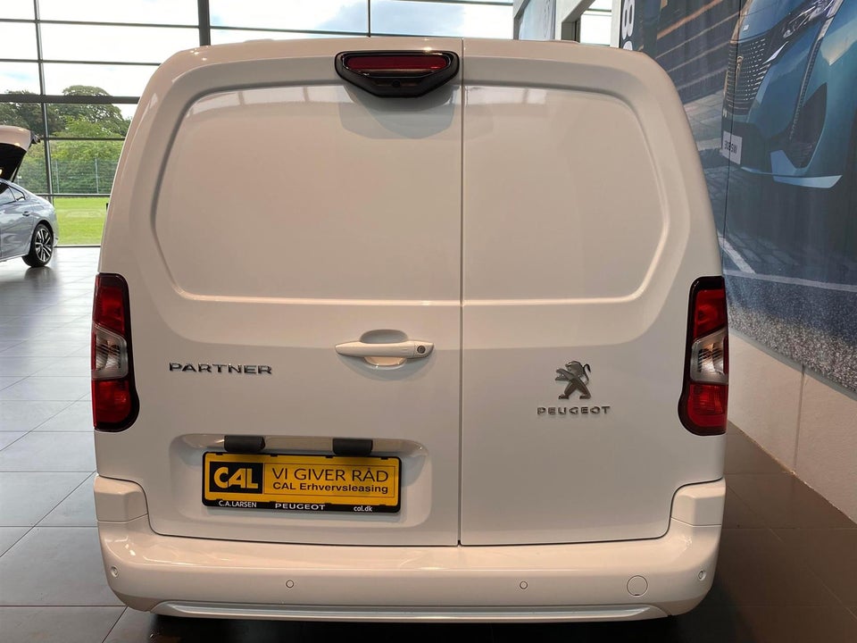 Peugeot Partner 1,5 BlueHDi 100 L1V1 Ultimate Van
