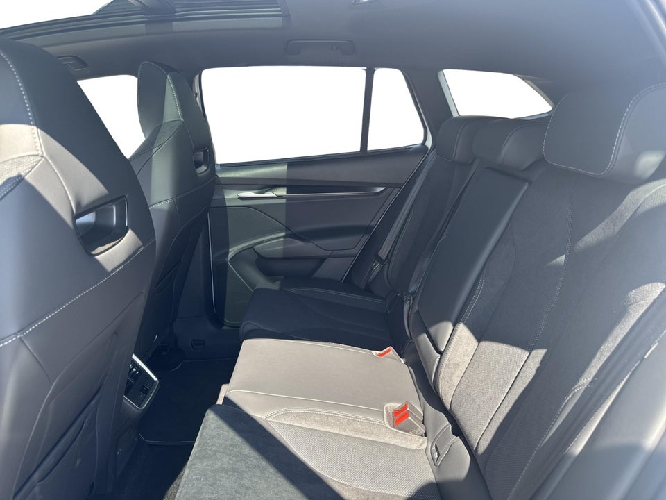 Skoda Enyaq 85 iV Sportline Advanced 5d