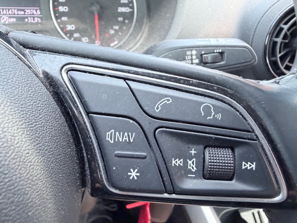 Audi Q2 1,4 TFSi 150 Sport S-tr. 5d