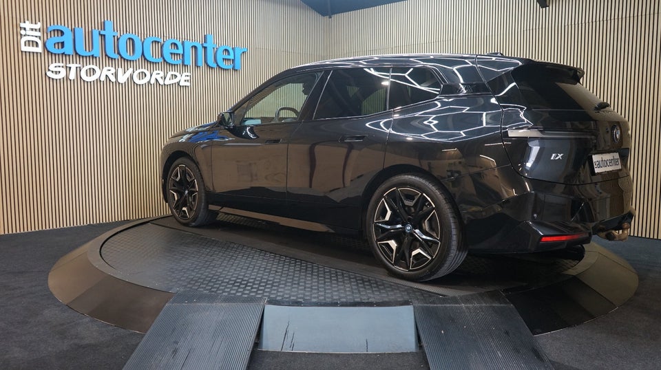 BMW iX xDrive40 Sport 5d