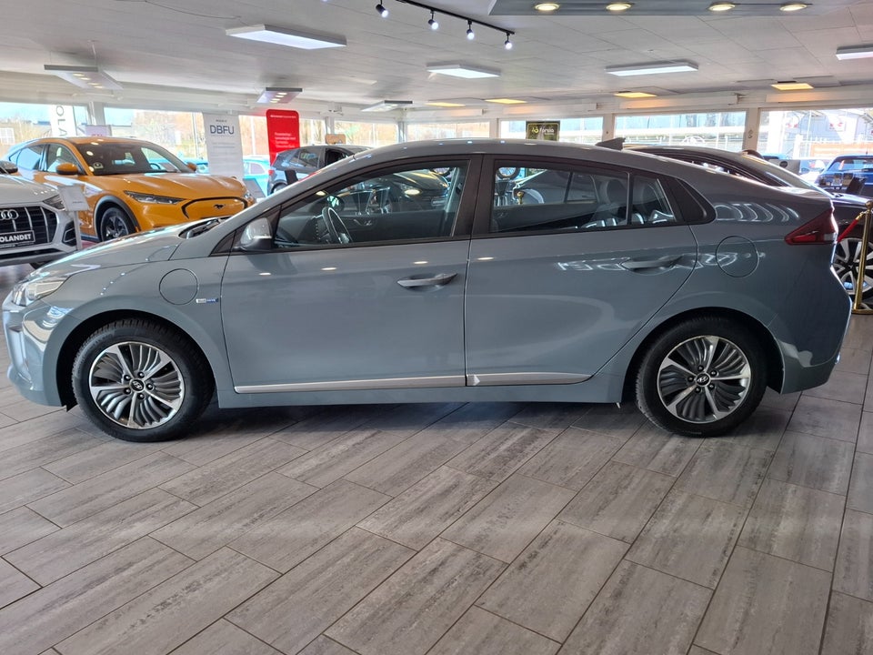 Hyundai Ioniq 1,6 PHEV Trend DCT 5d