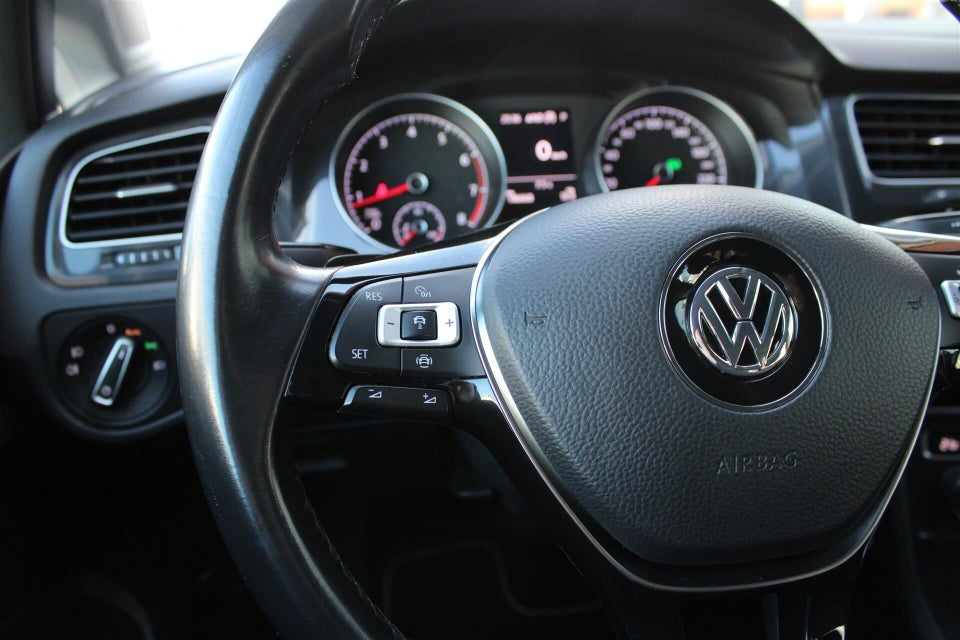 VW Golf VII 1,5 TSi 130 Comfortline Variant DSG 5d