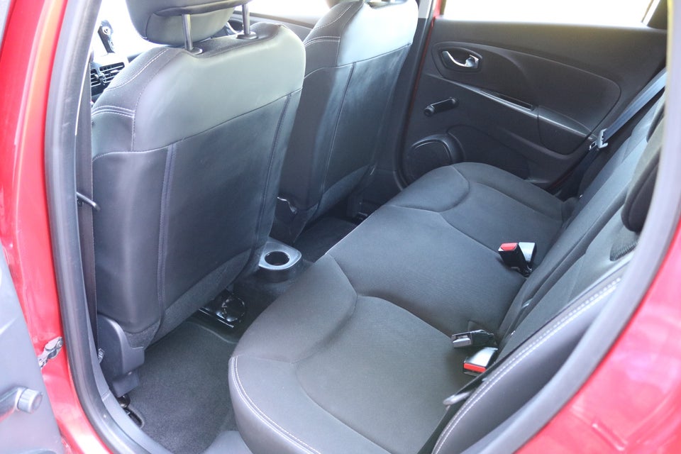 Renault Clio IV 1,5 dCi 75 Authentique Sport Tourer 5d
