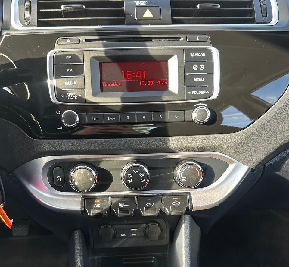 Kia Rio 1,2 CVVT Style+ 5d