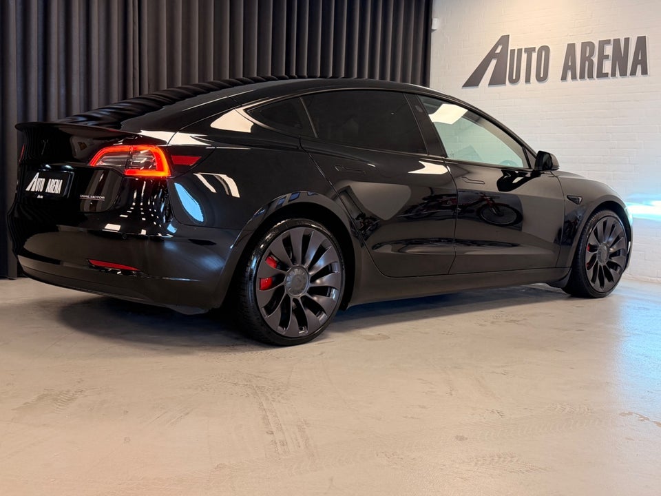 Tesla Model 3 Performance AWD 4d