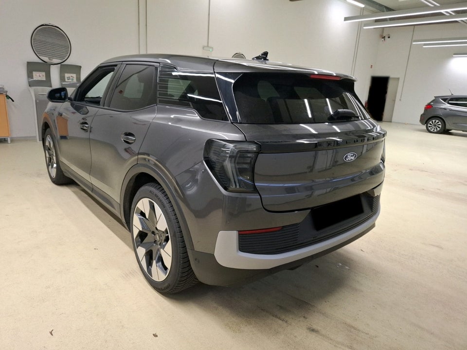 Ford Explorer 77 Premium Extended Range 5d