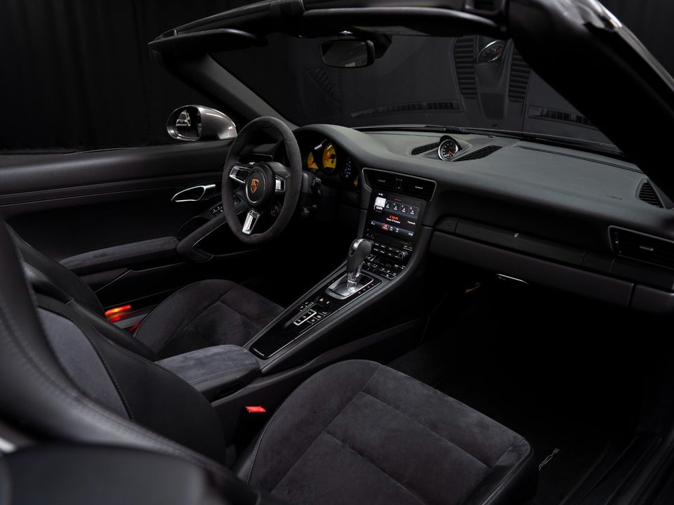 Porsche 911 Carrera GTS 3,0 Cabriolet PDK 2d