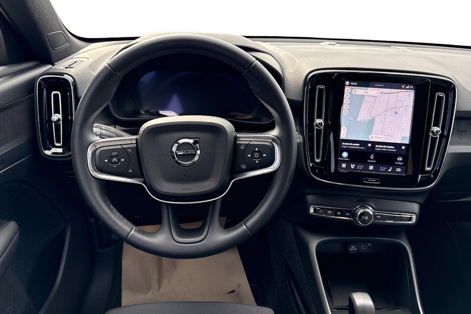 Volvo EX40 Extended Range Plus 5d
