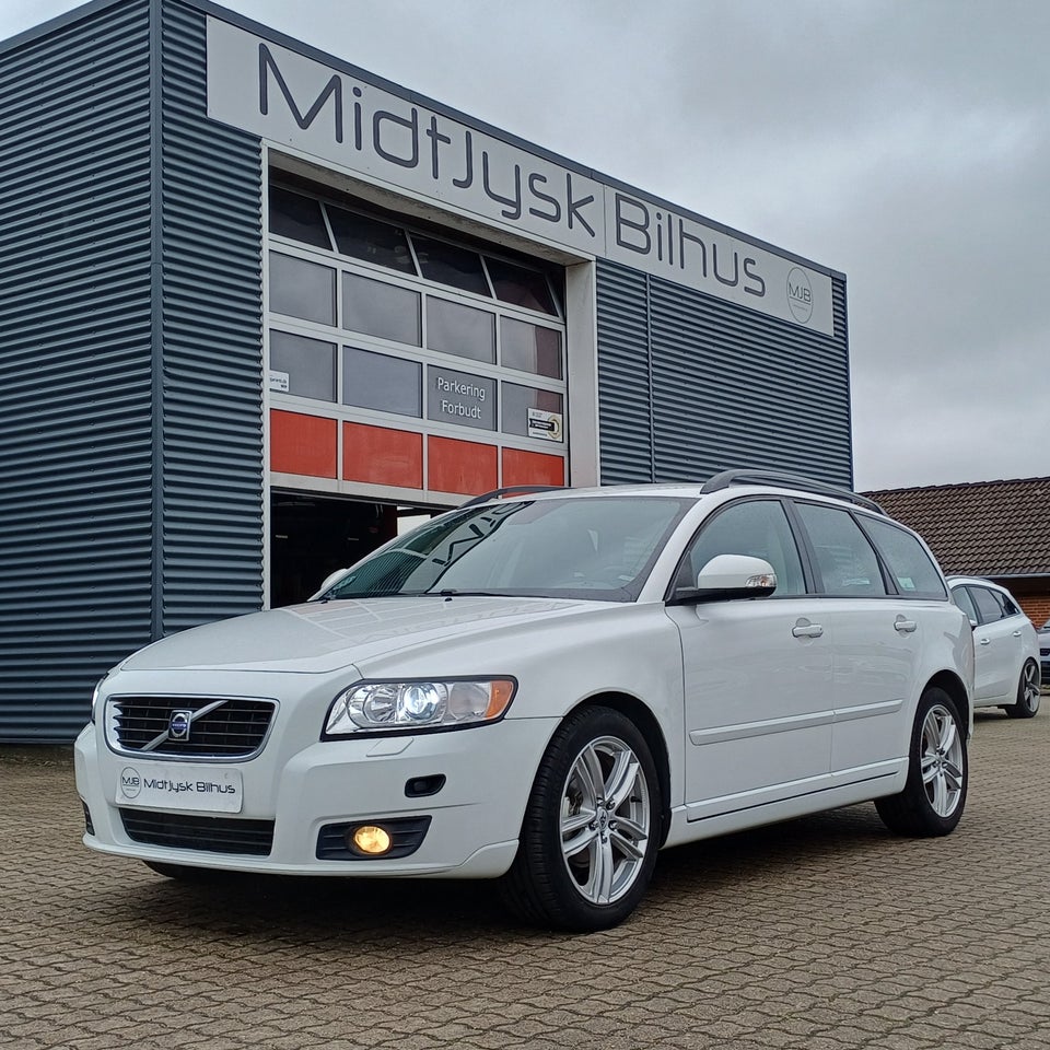 Volvo V50 1,8  5d