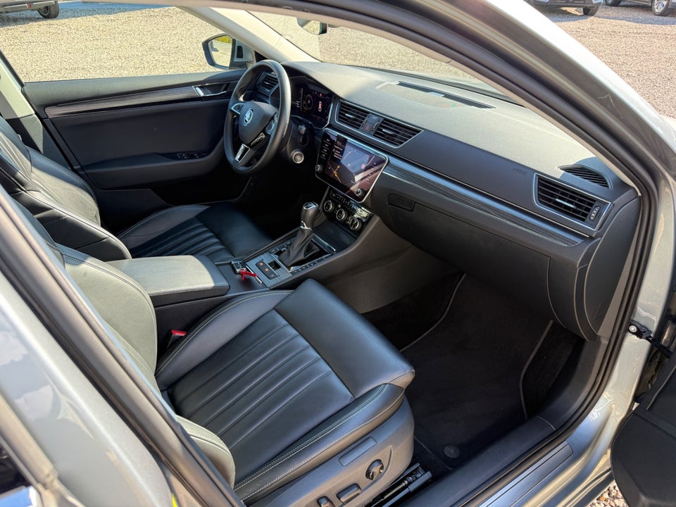 Skoda Superb 2,0 TSi 190 Business Executive Combi DSG 5d