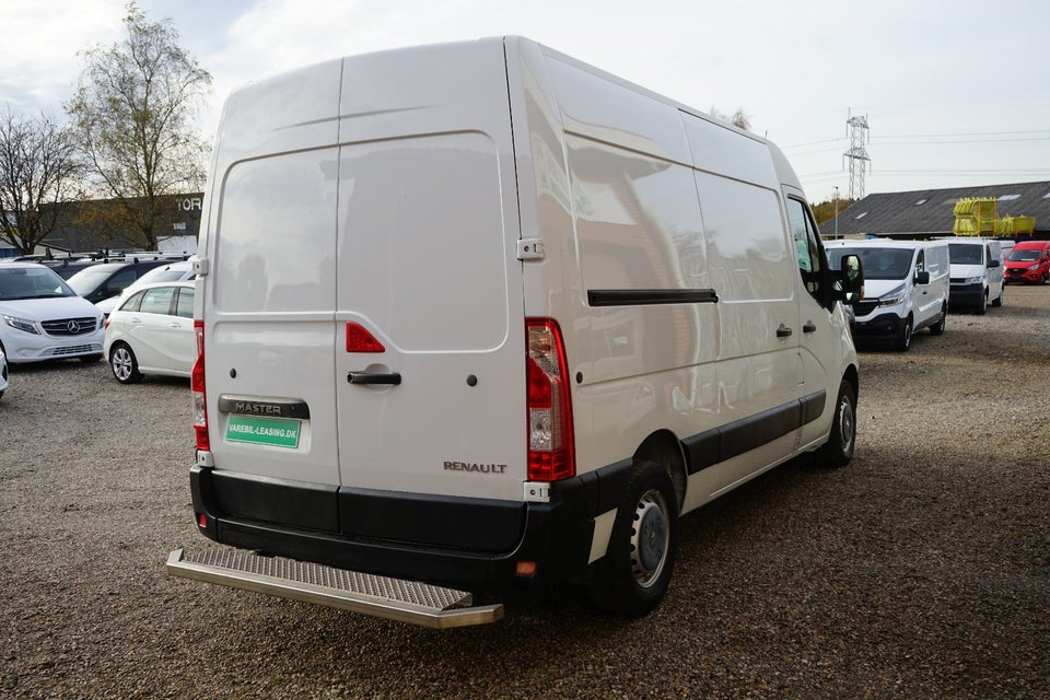 Renault Master III T35 2,3 dCi 150 L2H2 Kølevogn aut.