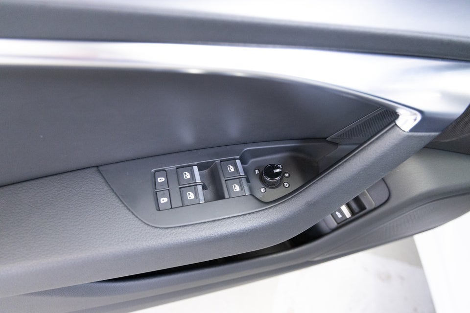 Audi A6 55 TFSi e S-line quattro S-tr. 4d