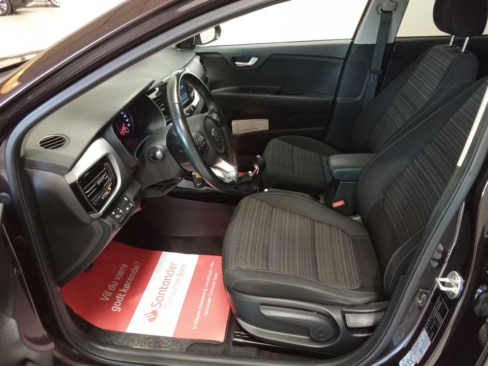 Kia Stonic 1,0 T-GDi Attraction 5d