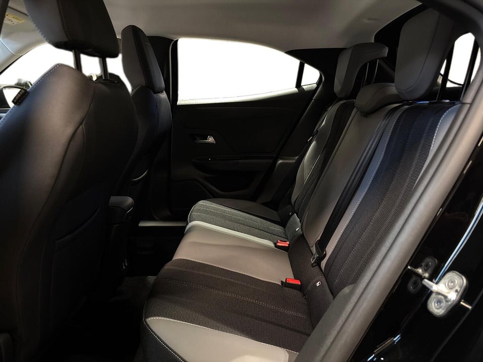 Opel Mokka-e 50 Elegance 5d