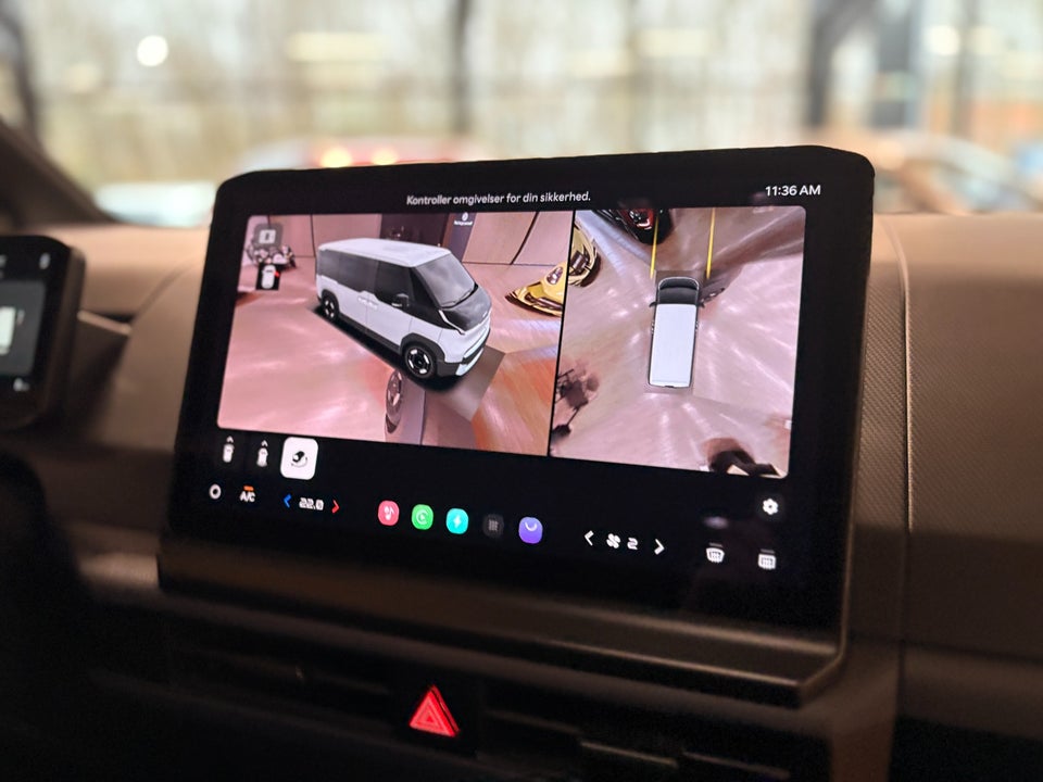 Kia PV5 51 Standard Range Access 5d