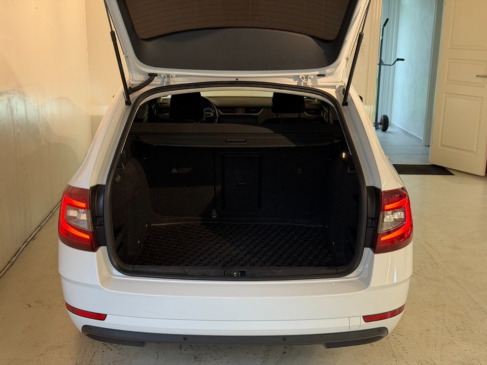 Skoda Octavia 1,5 TSi 150 Ambition Combi DSG 5d