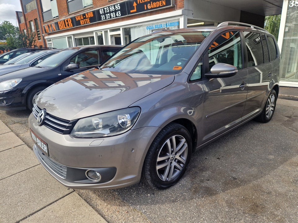 VW Touran 1,6 TDi 105 Trendline DSG 7prs 5d