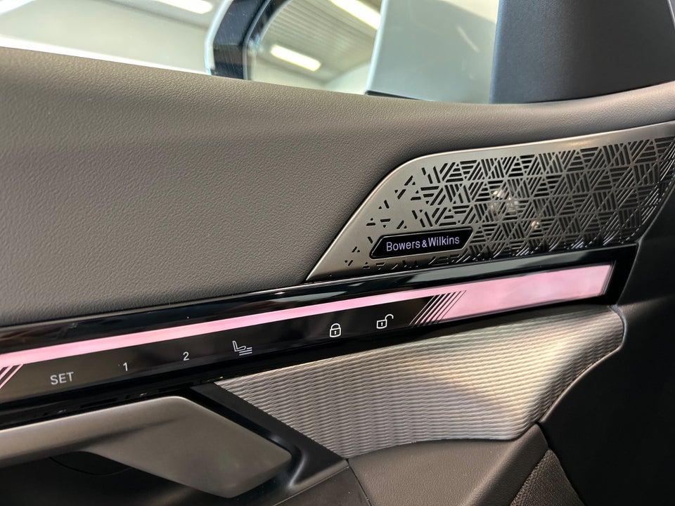 BMW i5 eDrive40 Fully Charged M-Sport 4d