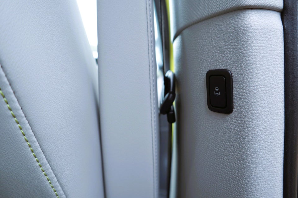 VW ID.Buzz 77 Style 75 Years Edition SWB 5d