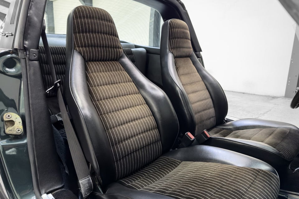 Porsche 911 3,2 Targa 2d