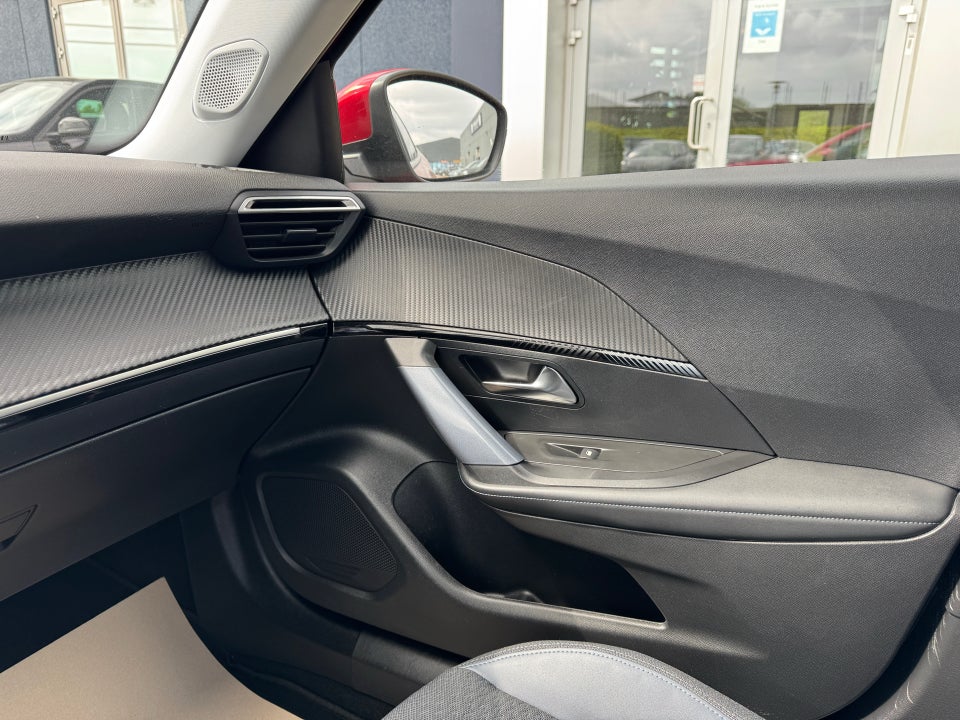 Peugeot 2008 1,2 PureTech 130 Edition:210+ EAT8 5d