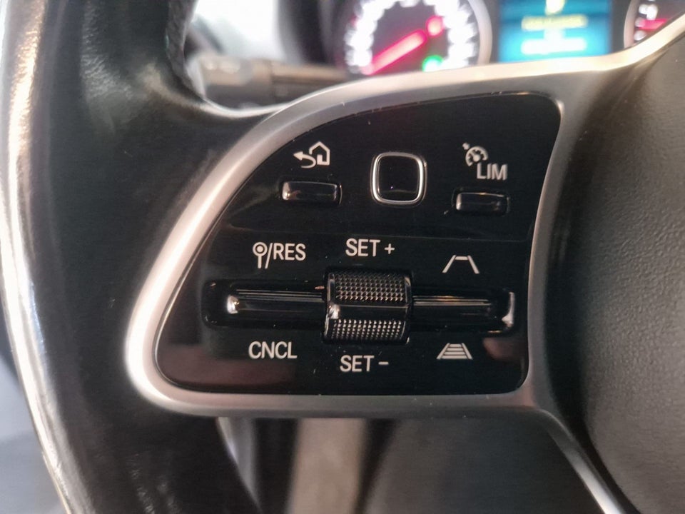 Mercedes Sprinter 319 3,0 CDi Db.Kab m/lad aut. 4d