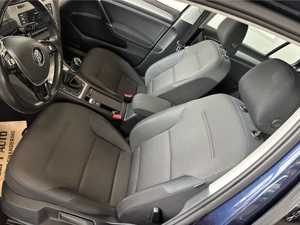 VW Golf VII 2,0 TDi 150 R-line BMT 5d