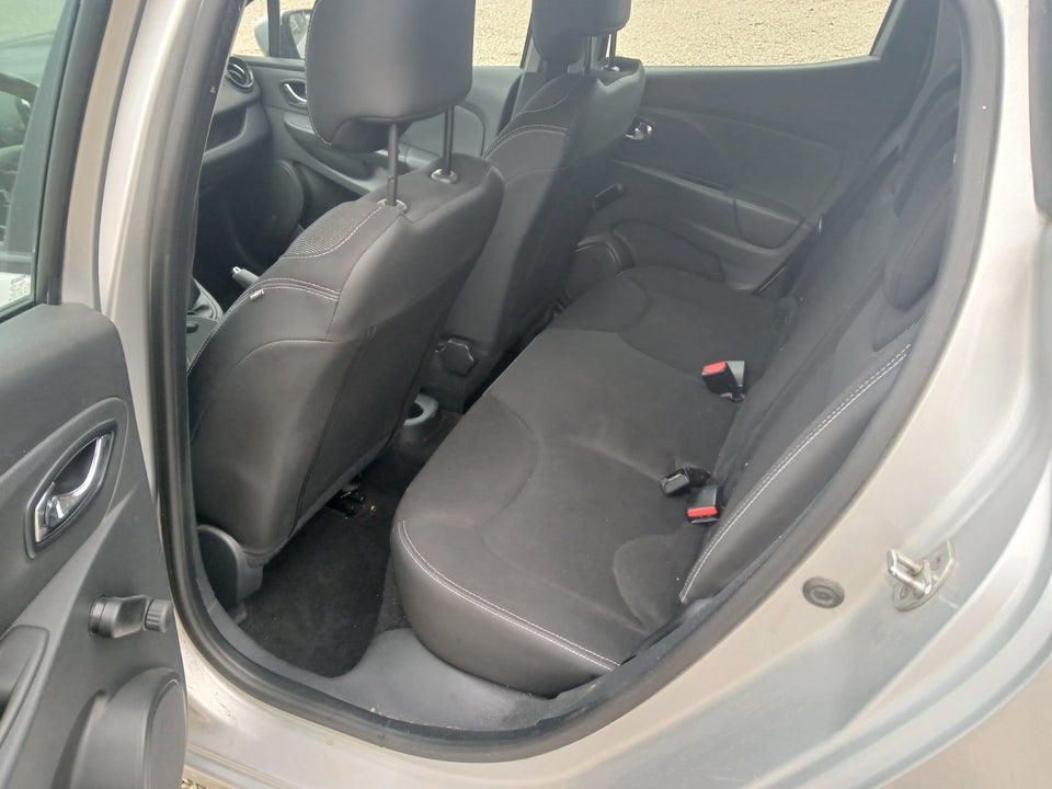 Renault Clio IV 0,9 TCe 90 Expression 5d