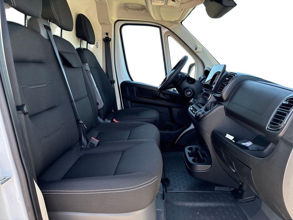 Peugeot e-Boxer 440 110 L3H2 Premium