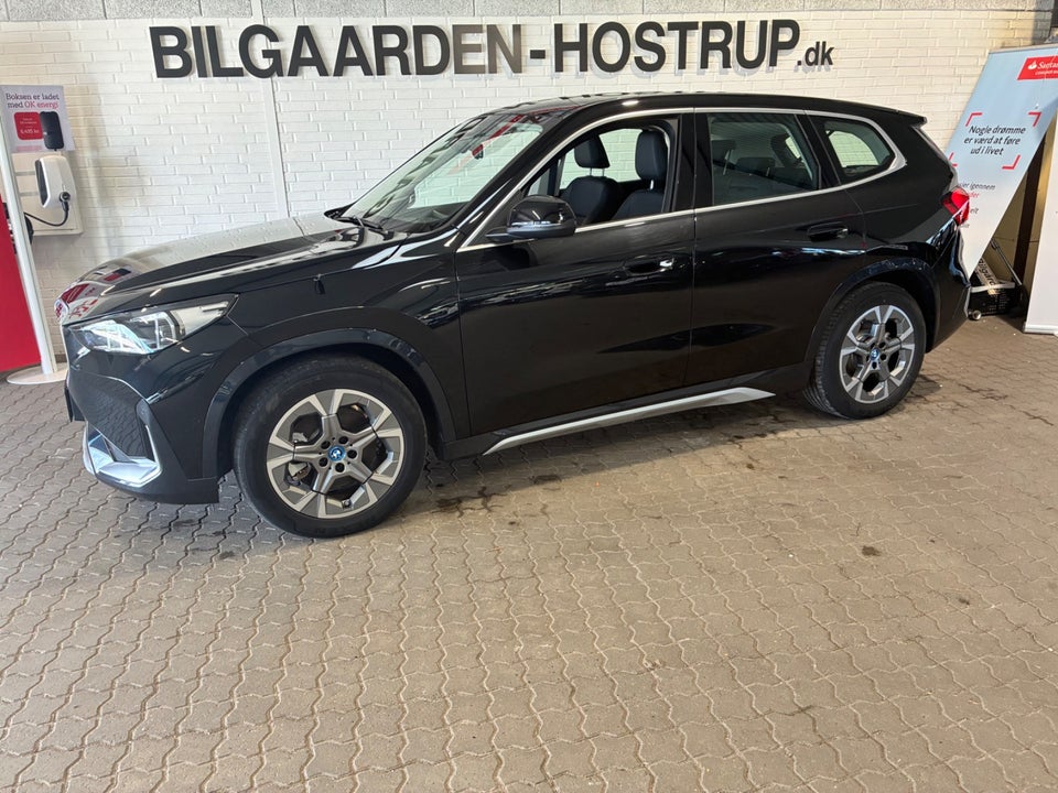 BMW iX1 xDrive30 X-Line 5d