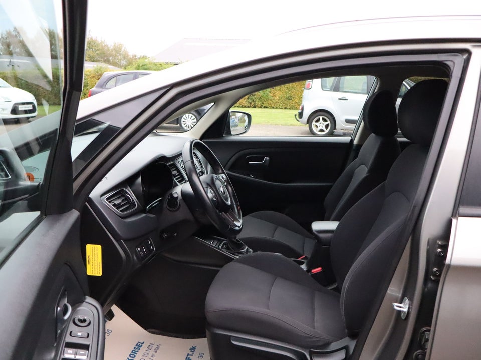 Kia Carens 1,6 GDi Attraction 7prs 5d