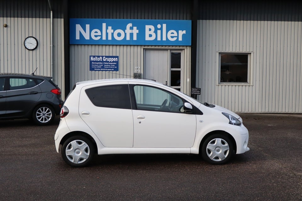 Toyota Aygo 1,0 VVT-i T2 Air Connect 5d