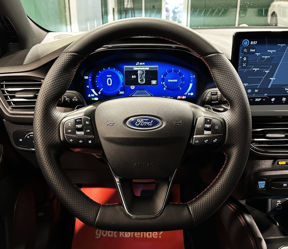 Ford Focus 1,0 EcoBoost mHEV ST-Line X DCT 5d