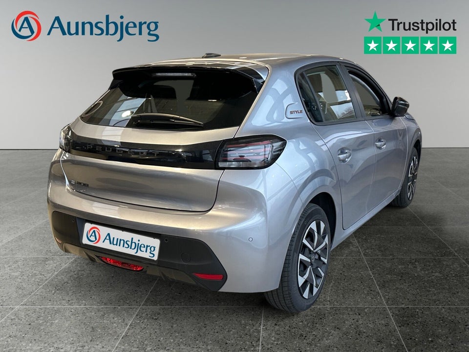 Peugeot e-208 50 Style 5d